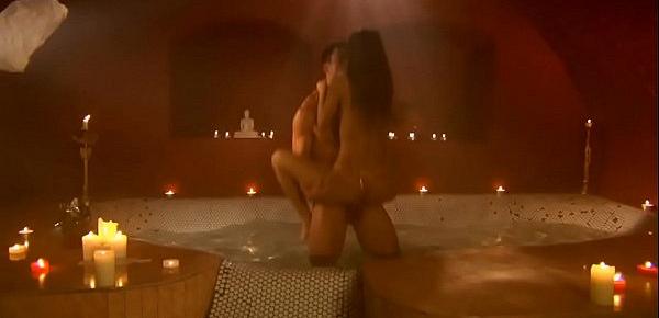  Erotic Sauna With Indian Lovers